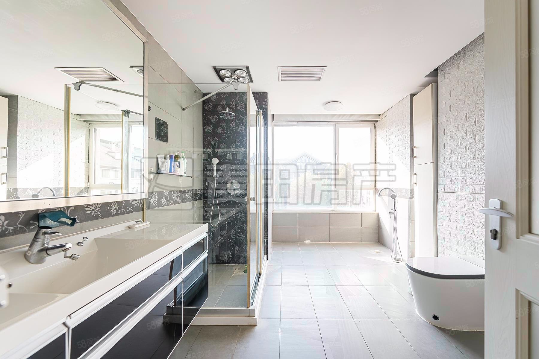 朱雀門小區(qū)4室2廳3衛(wèi)326.02㎡南北4800萬(wàn)