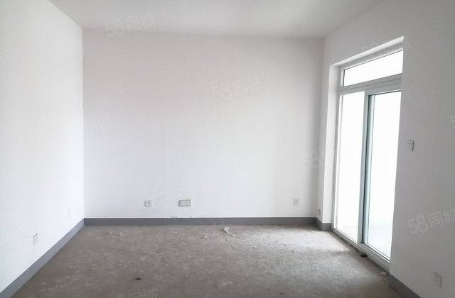 新房未住，次新小区。繁华地段，交通便利。