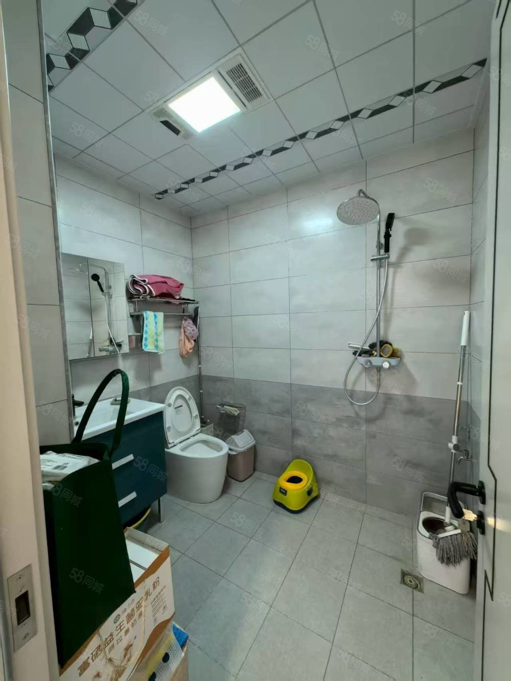 康裕新苑3室2厅2卫160㎡南北125万