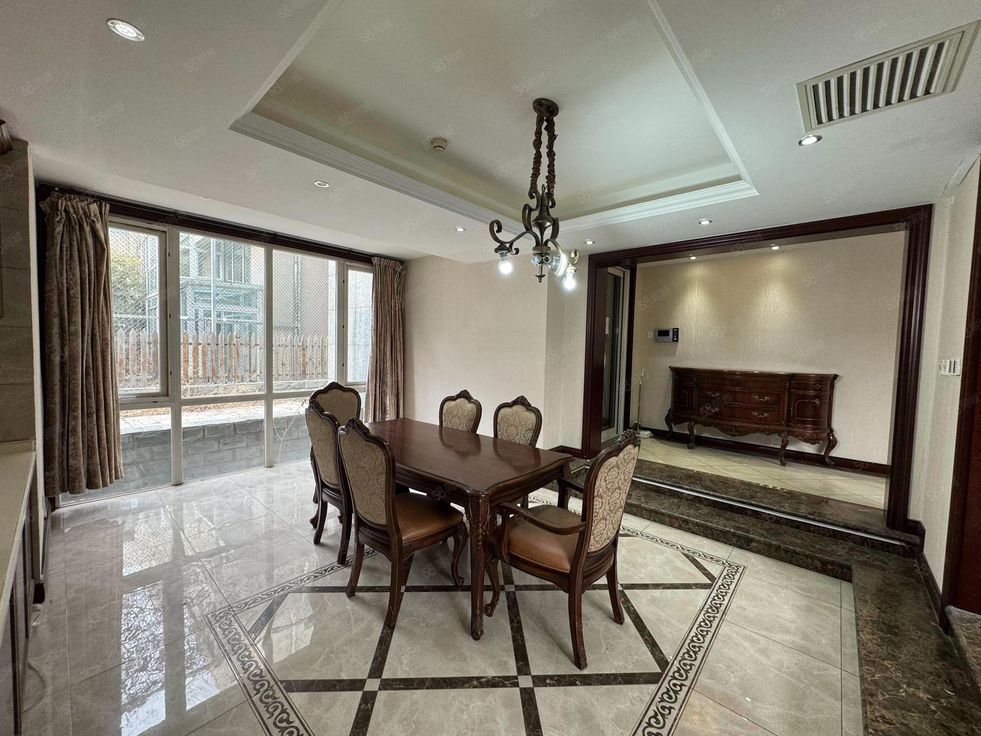 澳景園5室3廳4衛(wèi)475.78㎡南北1999萬