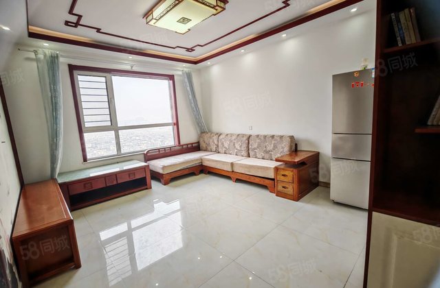 湖边 商品房 观澜一品 城市主人 畅博怡情湾 三室双卫