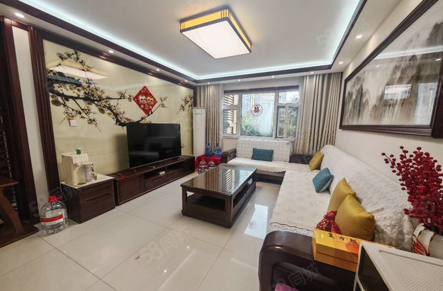 一号院对过！昌润路东 精装三叶草 南北通透 拎包即住 诚心卖