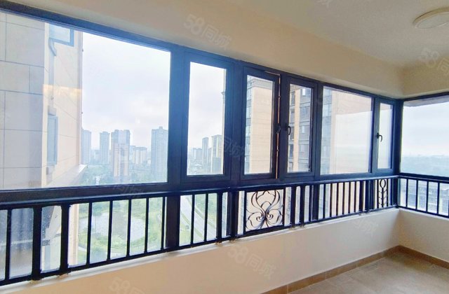 恒大天府城邦(九期)4室2厅135.73㎡73万二手房图片