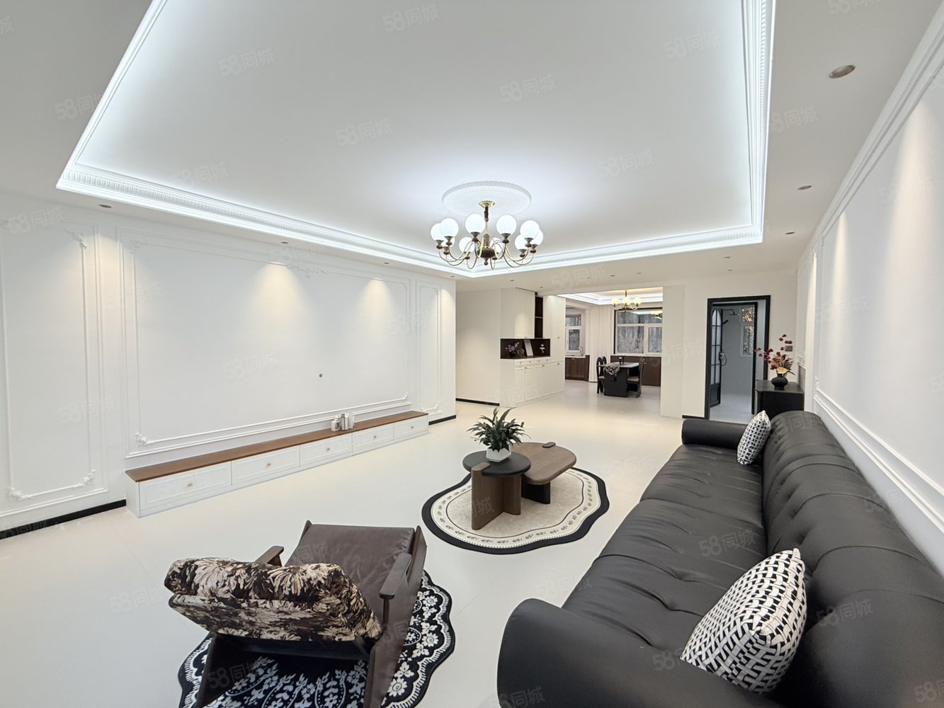 文豪世家3室2厅2卫166㎡南北108万