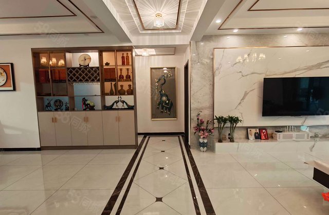 凤凰郡3室2厅150㎡92万二手房图片