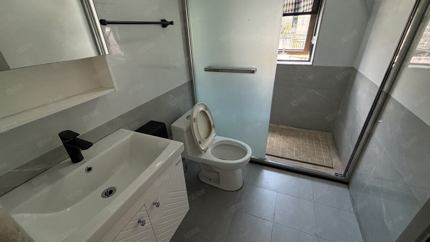 天屿花城((别墅)6室2厅6卫396㎡南北336万