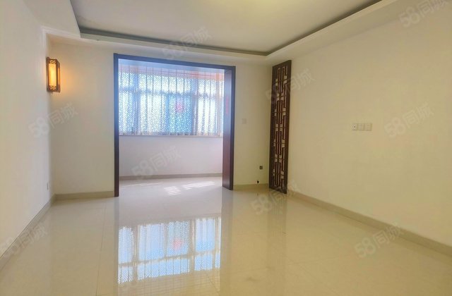 育翠苑3室2厅125.67㎡108万二手房图片