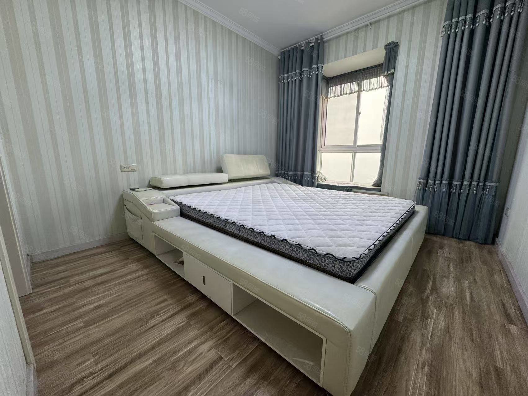 盛世东城3室2厅1卫95.95㎡南北37万