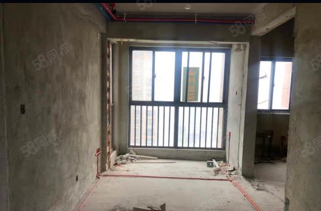 香堤雅郡4室2厅165㎡145万二手房图片