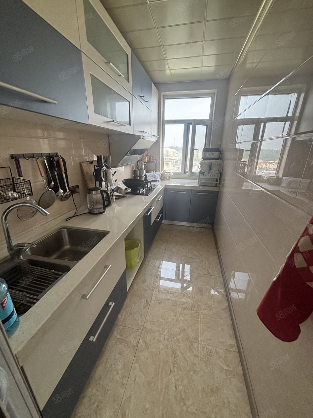 辽河半岛3室2厅1卫132.6㎡南北68.8万