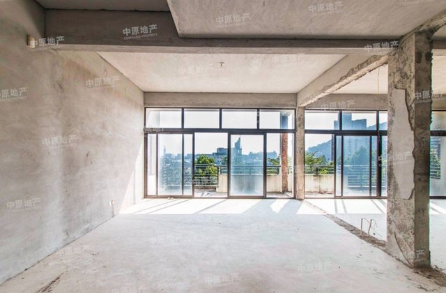 万科东海岸(别墅)5室2厅204.76㎡880万二手房图片
