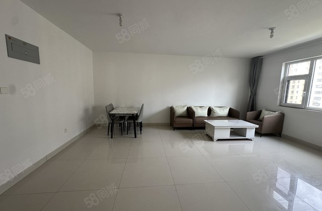 新一中，外国语旁，好楼层，送储藏室，看房方便