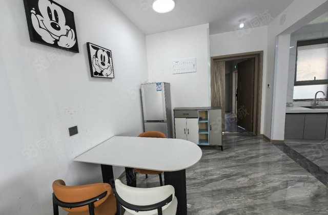 聊城市 一实验，财信学府印象，精装三室中层，双阳台拎包入住
