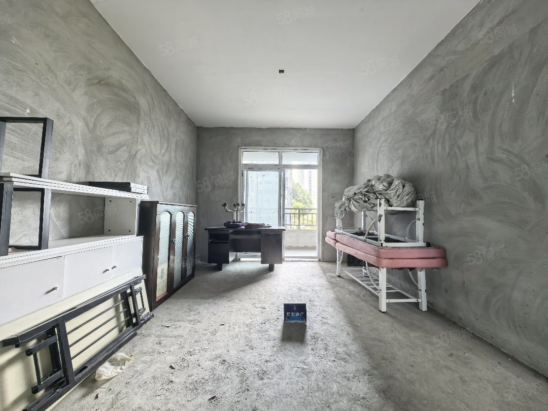 常隆花园3室2厅1卫101㎡南北46.8万