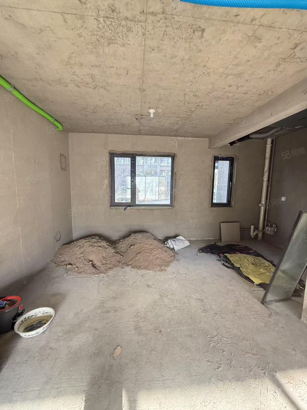 华韵锦园3室2厅2卫140㎡南北98万