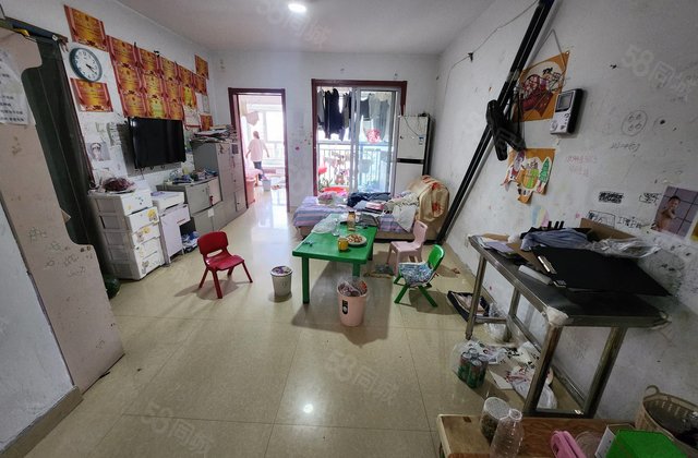 阿卡四期~年轻人安家房~前排无遮挡~中间楼层5萬可入住