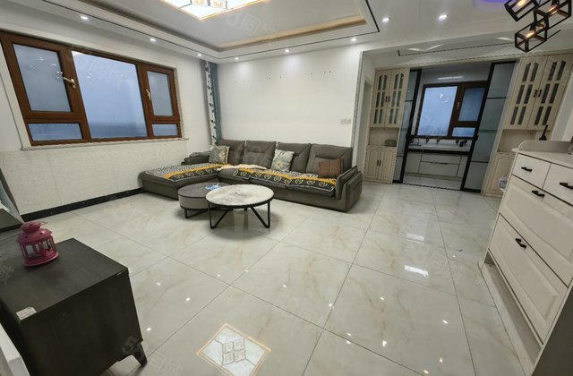 天汇香江明珠 128平 送车位地下室仅售85万