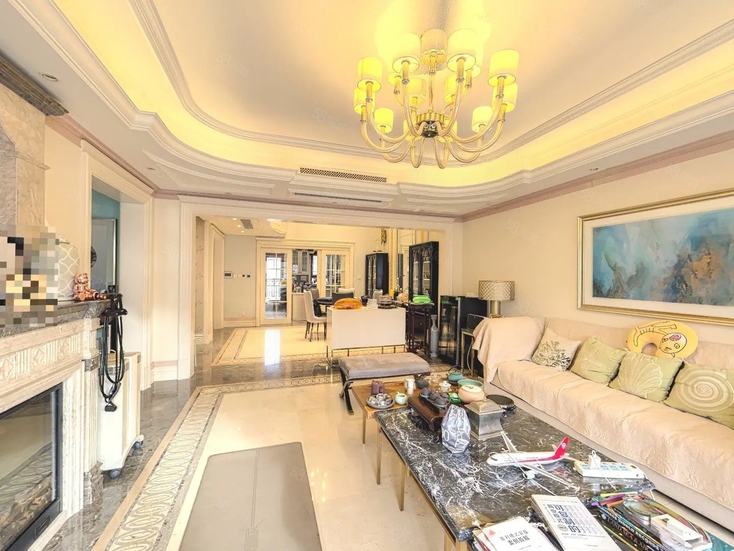 融創(chuàng)千章墅3室2廳3衛(wèi)225㎡南北998萬