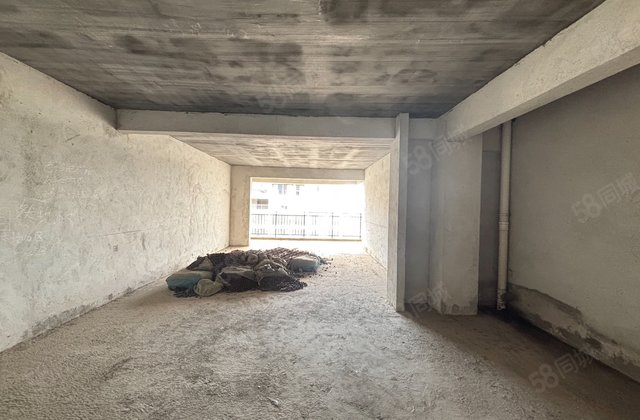 安泰园4室2厅169㎡63万二手房图片