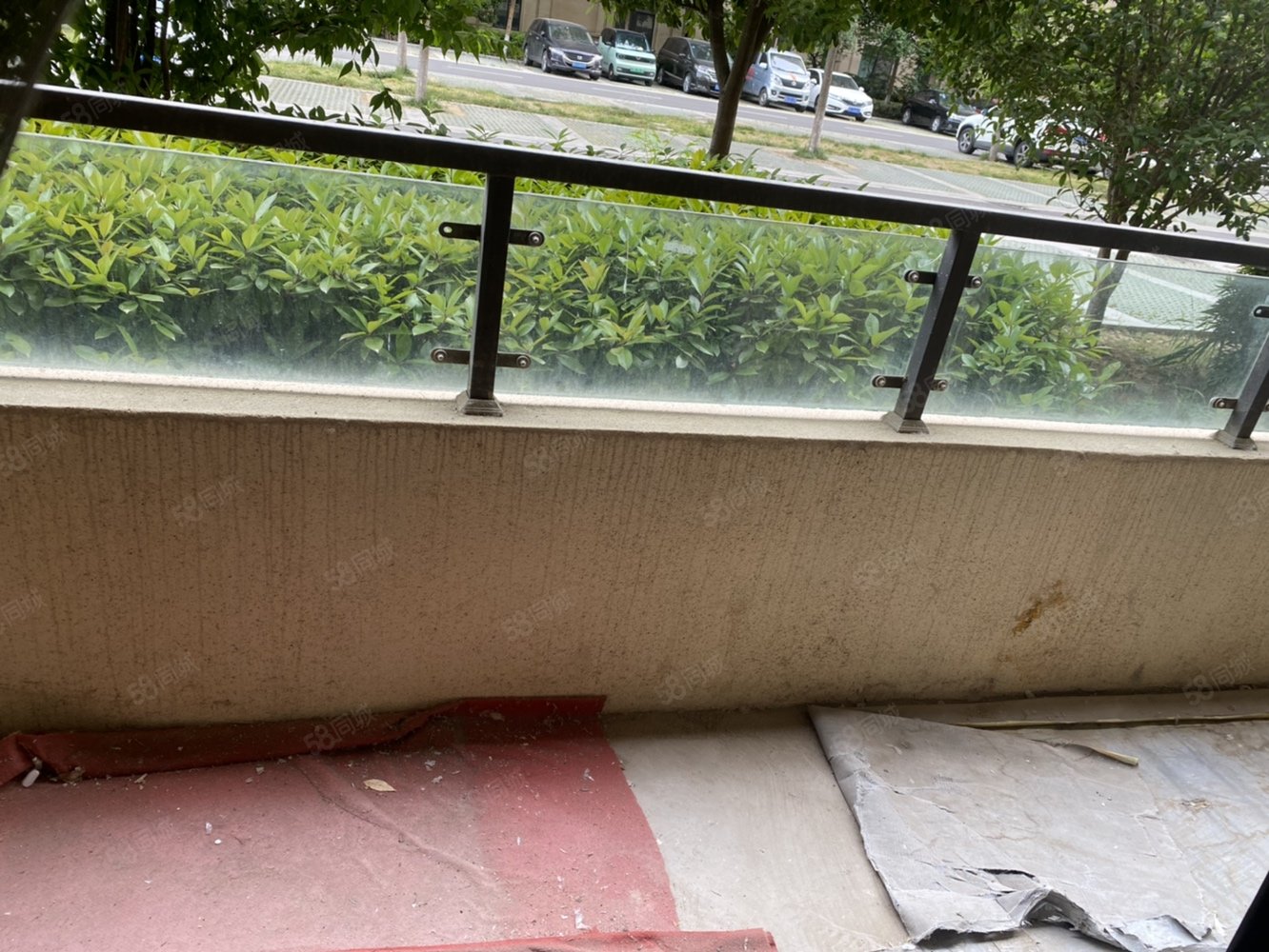 悦湖城3室2厅1卫110㎡南北60万