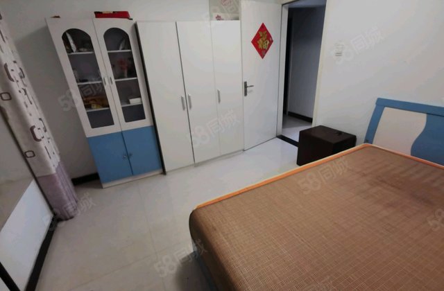 水岸华庭(兰山)3室2厅131㎡82万二手房图片