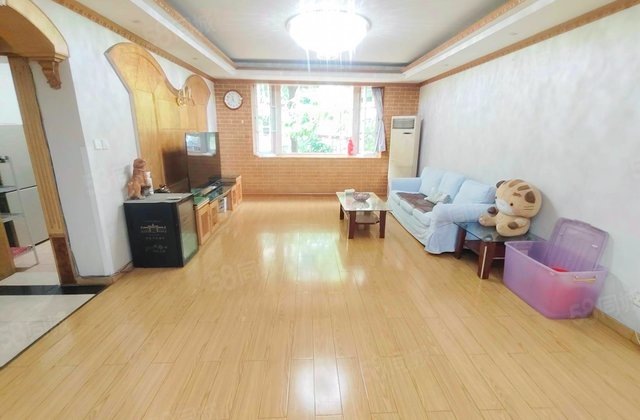 海会花园3室2厅135㎡196万二手房图片