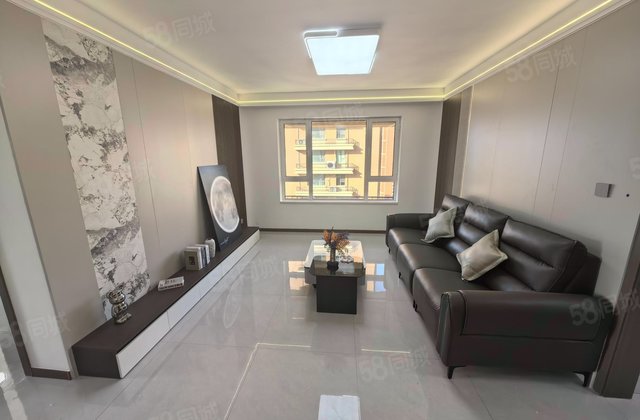 上城国际B区3室2厅124.54㎡74.8万二手房图片