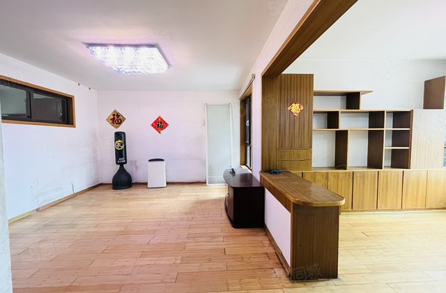 急售 市中心 市医院 东昌中學 中华御苑 免大税