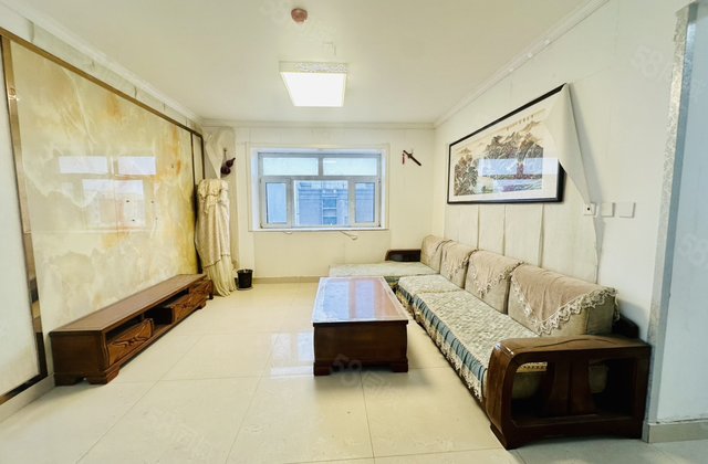 火车站西佳苑新城 东边户精装好房 视野无遮挡电梯 刚需小三居