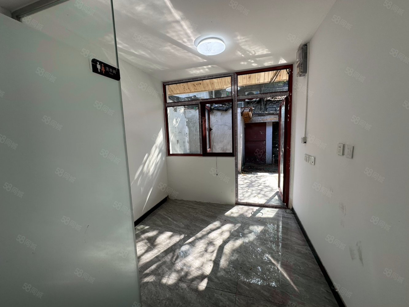 交道口北二條小區(qū)1室0廳0衛(wèi)15.2㎡南北200萬