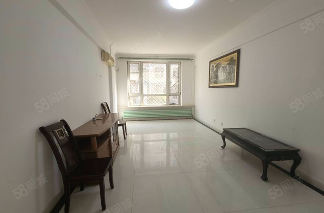 龙畔金泉泉水H2区2室2厅91㎡75万二手房图片