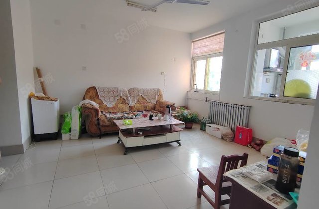 三里铺风景小区 商业配套成熟 南北通透 高楼层采光充足 满二