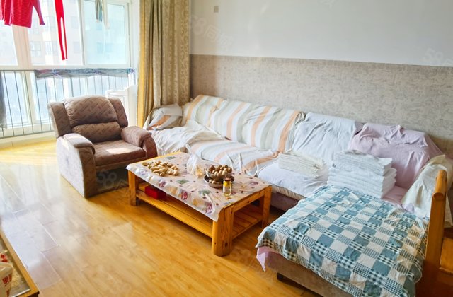 世融嘉城3室2厅126.65㎡160万二手房图片