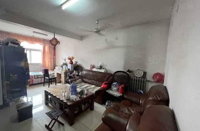 47万三室！滨河花园北区！免大税 送储藏室！停车方便