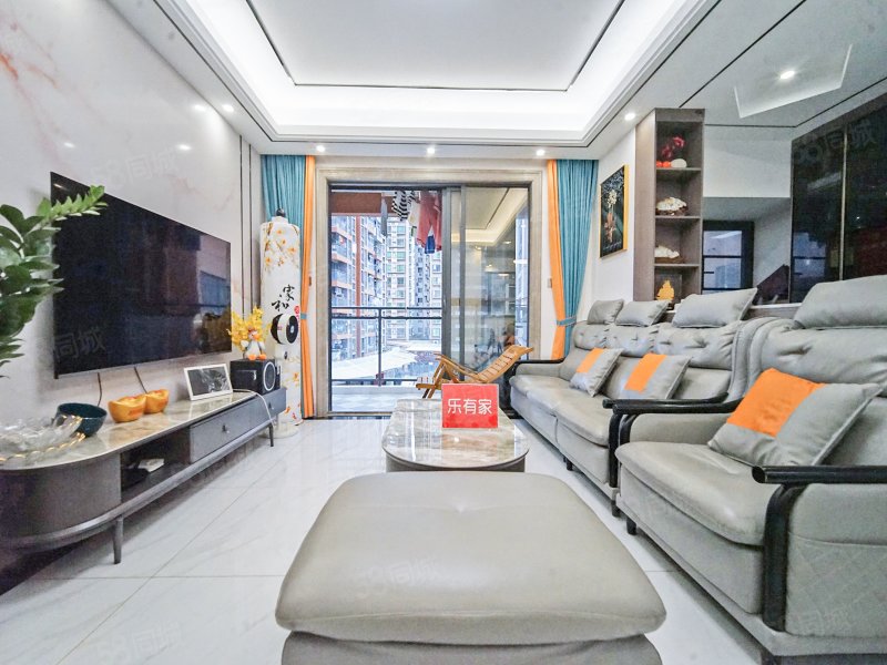 保利悦都4室2厅6200万