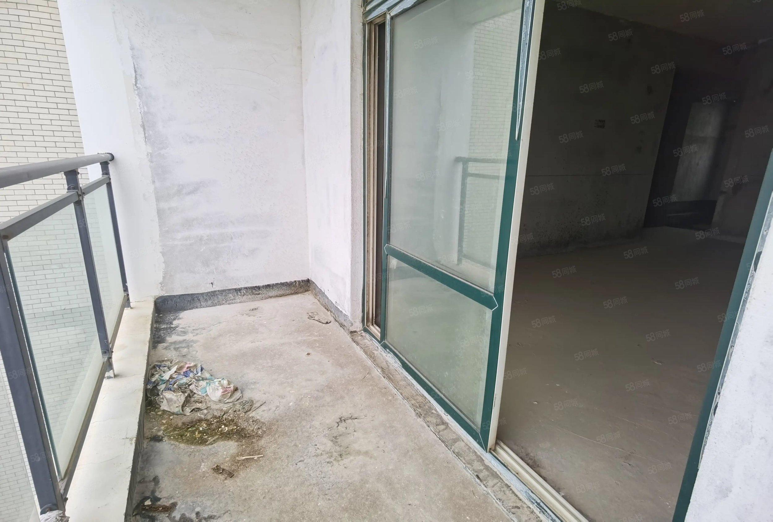 盛世东城3室2厅2卫135.6㎡南北51万