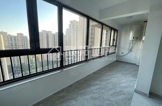 低价出售开发区东昌！外国语！ 三室双卫