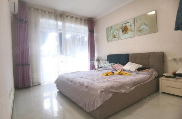 绿城百合新城 小高层 东边户 送车位储藏室免大税 急售