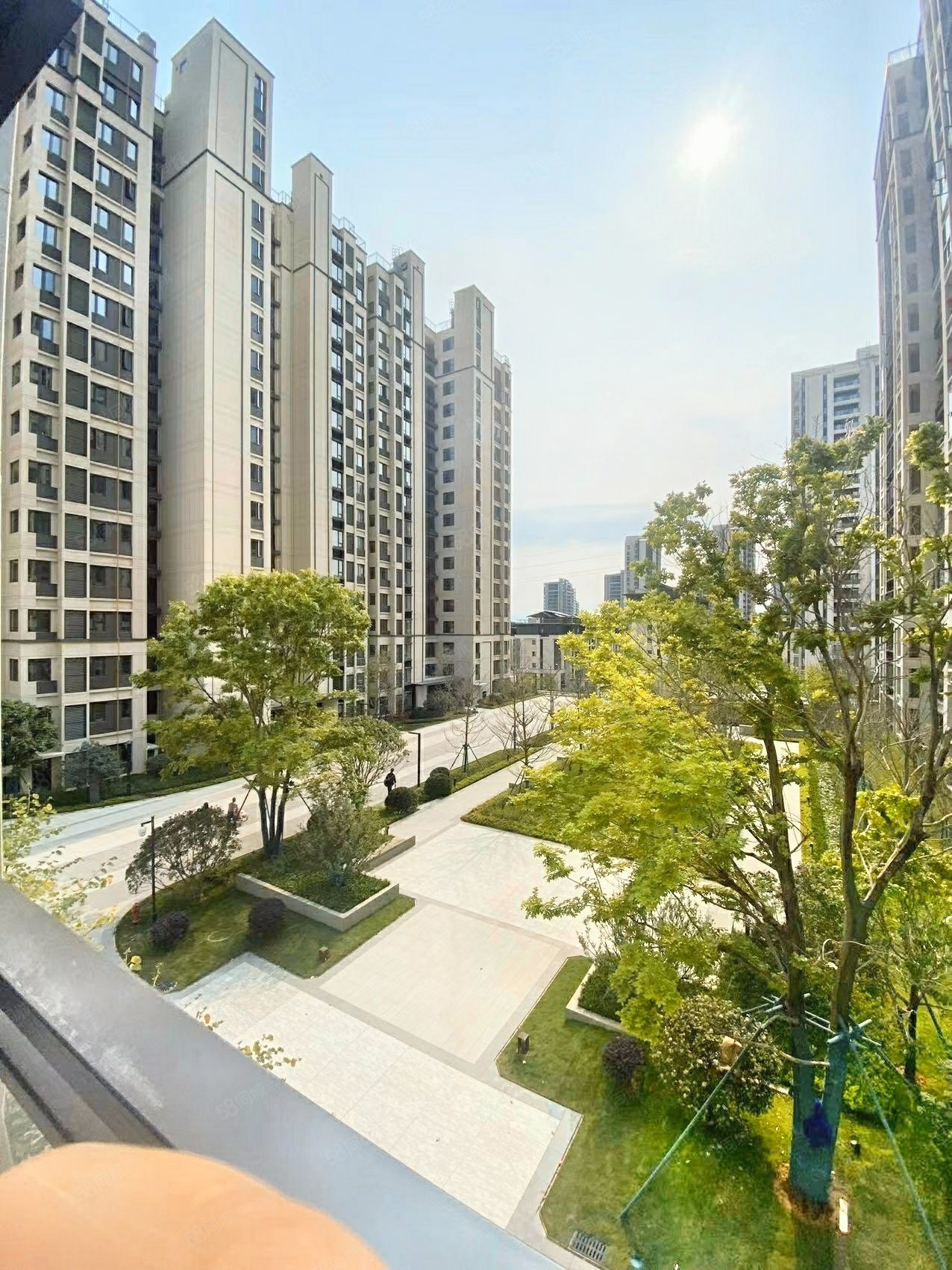 再谈10w房东急出随时专车接送看精装现房泰禾商圈旁