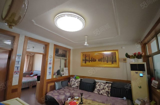 建设东路 房东急售 急售小三房 停车方便 看房方便