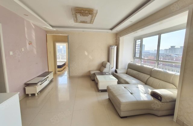 精装 大边户三室好楼层 车位储藏室急售 全天采光