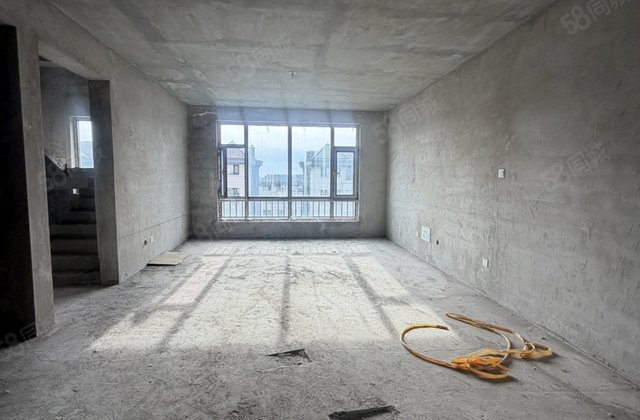 佳祥紫檀山4室2厅260㎡79.8万二手房图片
