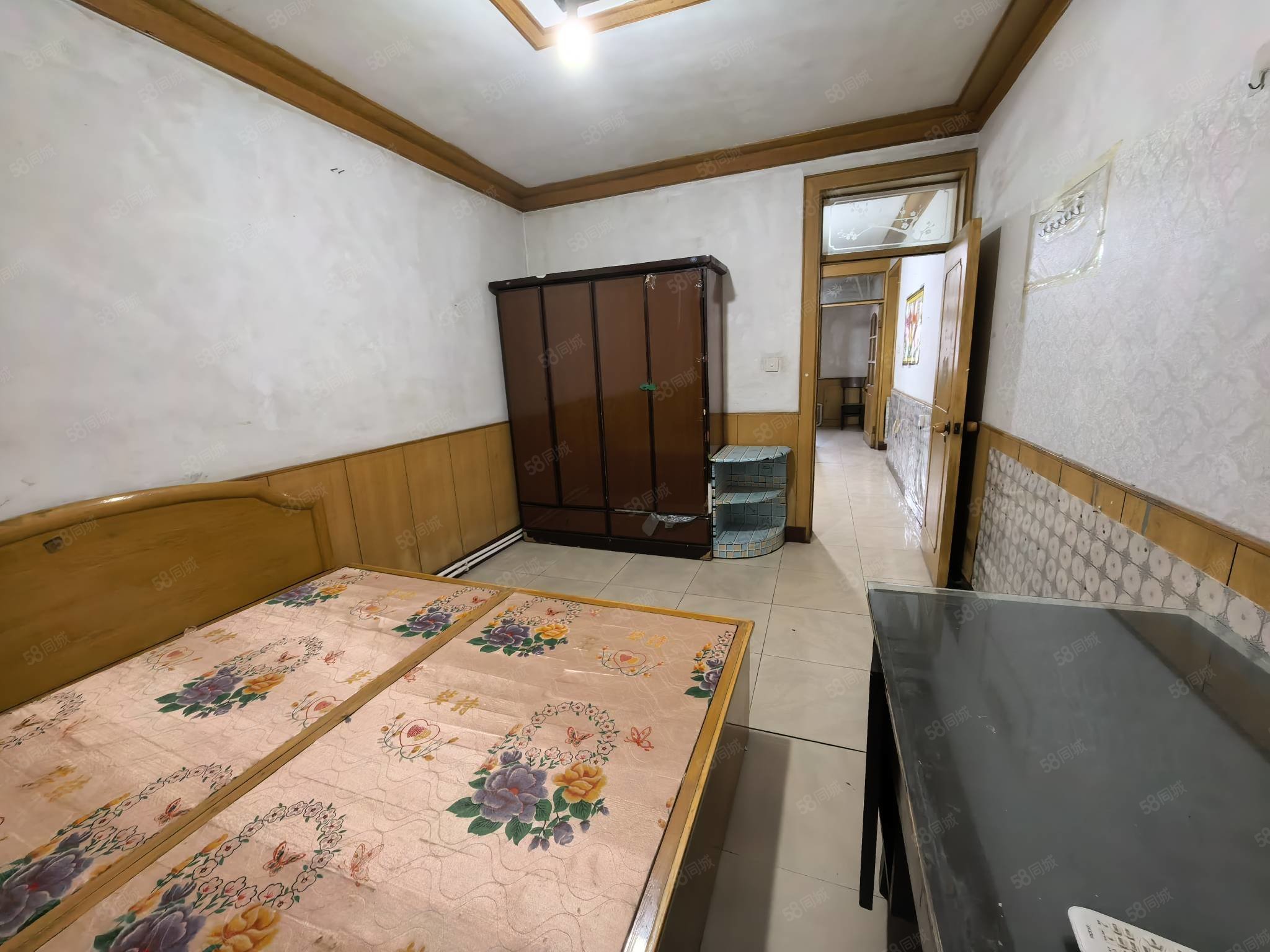 鞍座厂家属楼2室1厅1卫60㎡南北45万