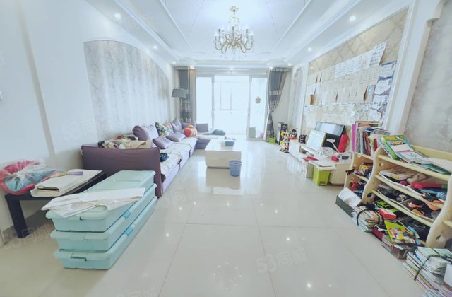 湖边市人大家属院，单价7千多！135出！客厅朝阳，三叶草户型