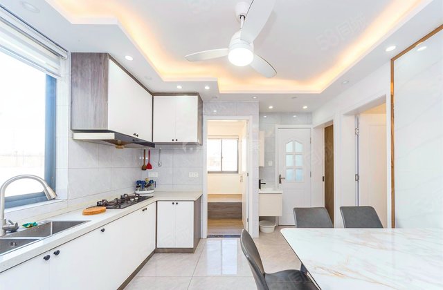 彩虹新村(一区)3室1厅69.7㎡99万二手房图片