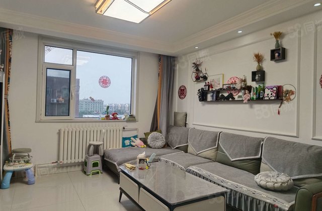 嘉明阳光里程 多层精装修商品房 三室 免大税送储藏室