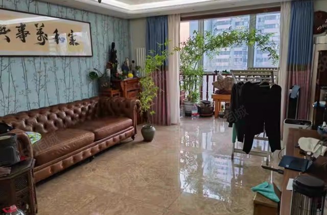 雍景四季4室2厅187㎡665万二手房图片