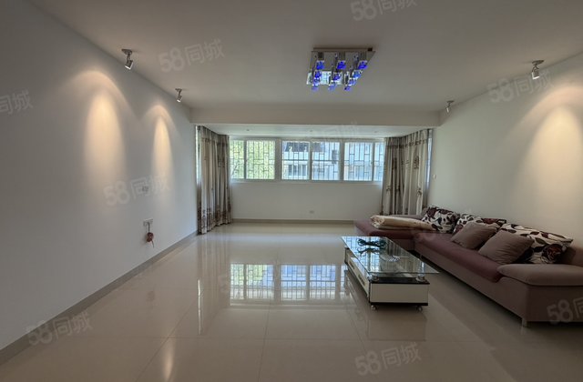 桂林师专教工宿舍3室2厅129.55㎡56.8万二手房图片