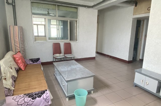 东昌北顺三中包围的房子 三室东边户 采光足实际面积大谁是看房