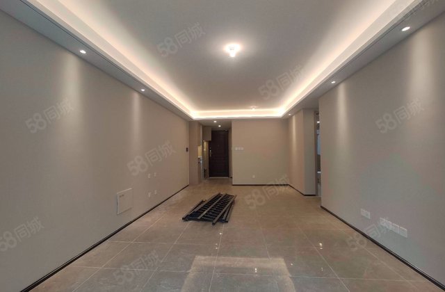 融创海逸长洲3室2厅125.69㎡107万二手房图片